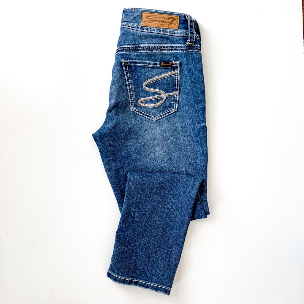Seven7 Blue Jeans